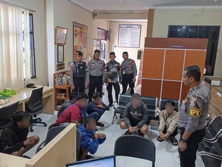 Kapolresta Palangka Raya, Kombes Pol. Dedy Supriadi, Operasi Premanisme di Palangka Raya: Enam Remaja Diamankan Usai Tawuran, Polisi Temukan Senjata Tajam