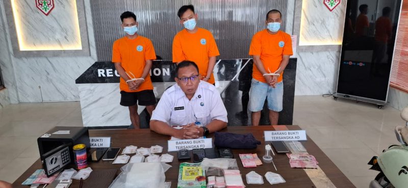 BNNP Kalimantan Tengah Bongkar Jaringan Narkoba Besar di Gunung Mas, FD alias UNGA dan Komplotannya Dibekuk, 1 Kg Sabu dan Puluhan Ekstasi Disita